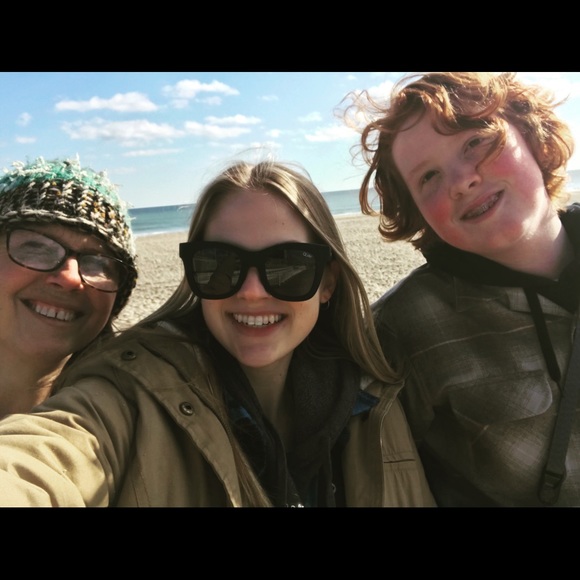 Meet your Posher, Wendy - Picture 2 of 3